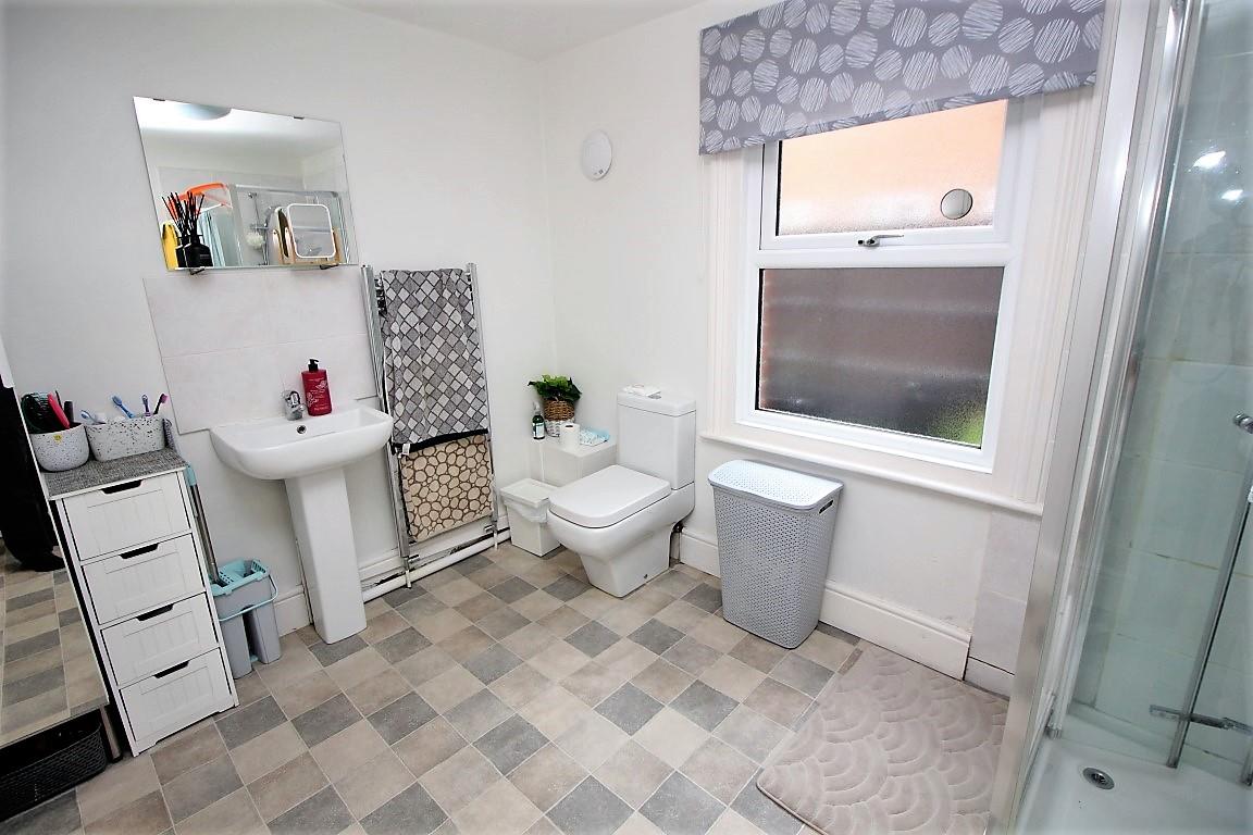 Kentwood Hill, Tilehurst, Reading